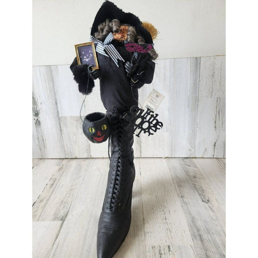 Raz imports if shoe‎ fits witch Dee Gann Halloween decor RARE shabby chic